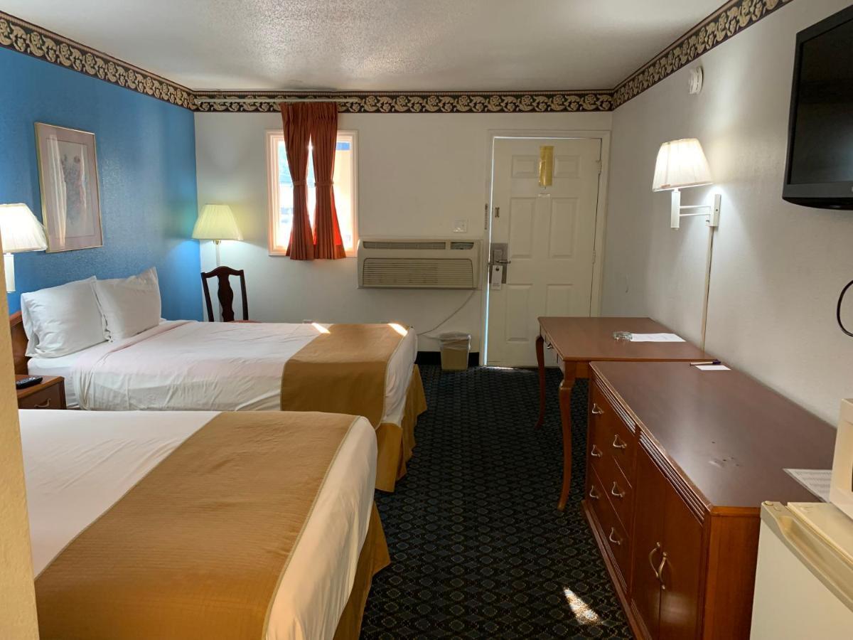 Americas Best Value Inn - Roxboro Exterior photo